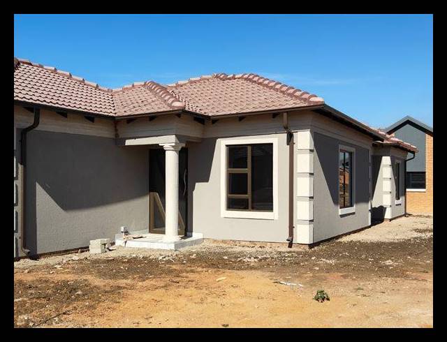 3 BEDROOM HOUSE FOR SALE IN REIGERPARK